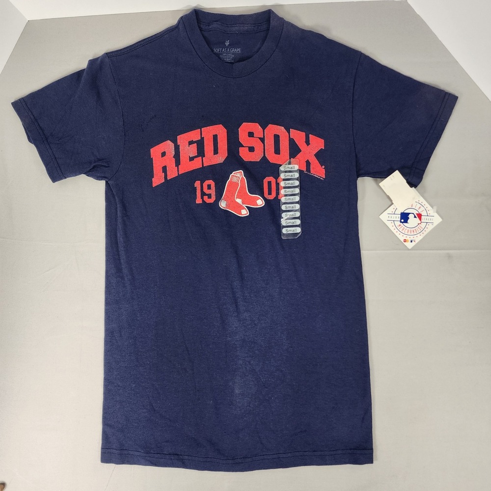 Soft As A Grape Boston Red Sox T-Shirt Mens Small Navy Blue MLB 1901 Graphic NWT